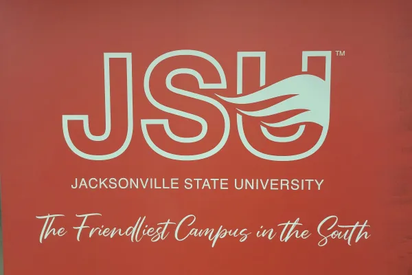 text painted on wall that reads "Jacksonville State University: The Friendliest Campus in the South"
